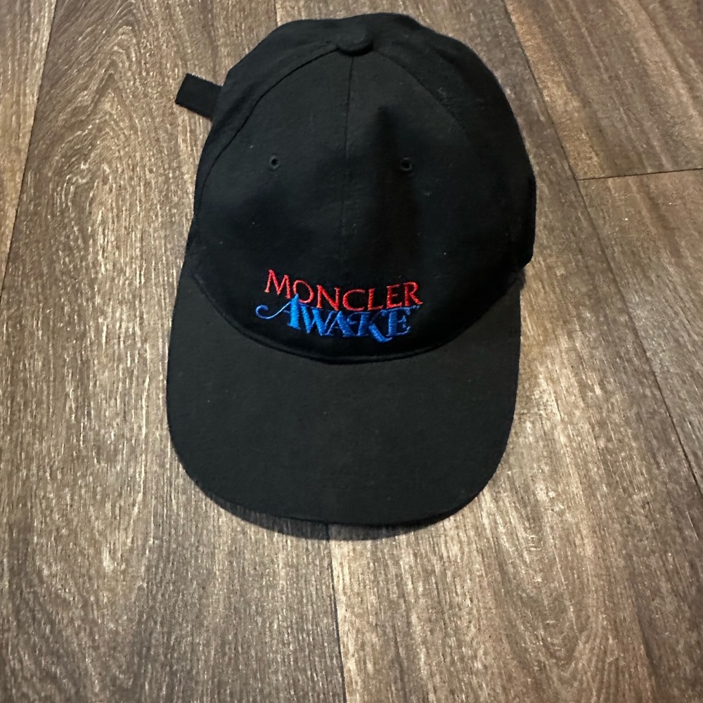 Moncler Awake Black Cap